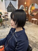 チャプター 問屋町(chapter)&nbsp;透明感ケアカラーアッシュブラウン顔まわりレイヤーボブカット