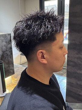 エクファフォーメン(EX-FA FOR MEN) MEN’S HAIR/サーフカール/刈り上げセンターパート/瀬田