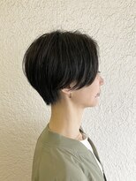 シトリ(ShitoRe) GuestStyle大人ショート、リバースセンターパート