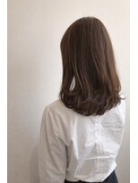 ミスエッセンス(MISS ESSENCE)&nbsp;大人の上品ミディアムレイヤー×艶ブラウン/ミスエッセンス平岩