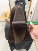 ホロ(holo-)&nbsp;艶感アッシュベージュ