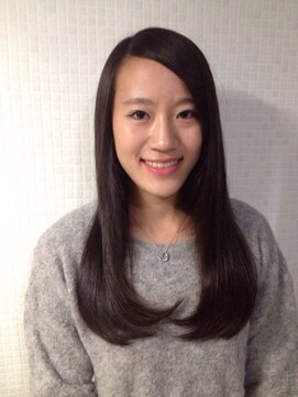 美容室 シェリオン 春は重めツヤカール