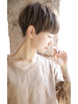 カライング(ing) 大人可愛いマッシュショートボブウルフカット◎30代40代50代60代