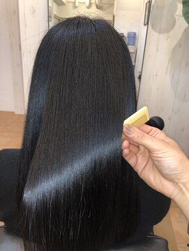 アコンプリッシュ 代官山 恵比寿(accomplish) クリスタルミネコラ