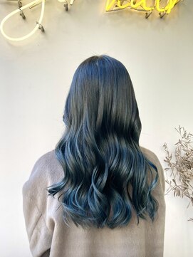 アジールヘア 北千住駅西口店(agir hair) 寒色系ライトブルーグラデーションカラー
