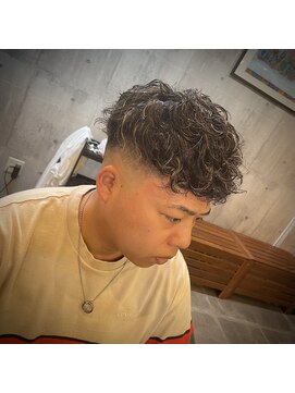 エルハウス(L house...) 【メンズ専門/理容室 】フェード スキンフェード