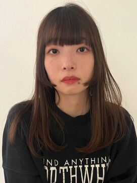 シーン(SCENE) 顔周りレイヤーカット　艶カラー　前髪ぱっつん【天神/今泉】