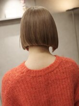 【及川　純】milkteabeige ケアブリーチ/学割24/ダブルカラー/ハイトーン/インナーカラー/イヤリングカラー