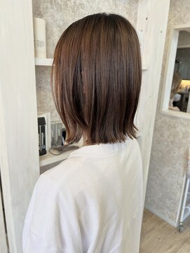 キャアリー(Caary) 福山Caaryナチュラルストレート湿気対策肩上外ハネボブ20代30代