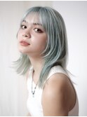 シアーグレージュ ミディアムヘア ライトブルー