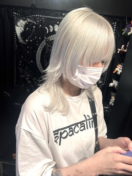 エルシャドール(EL-SHADDOLL) ホワイトカラー ウルフカット