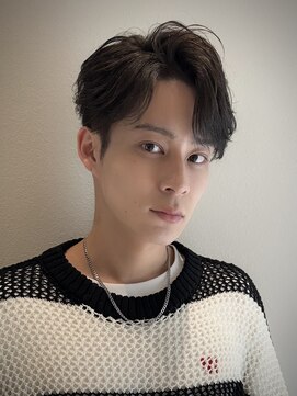 ロンド アンブル 四条烏丸(Lond ambre) 萱原大幹 センターパート/眉毛/短髪/メンズカット