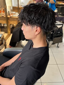 アイズ 海老名(AIZU) メンズサロン メンズパーマ 波巻きパーマ 眉毛