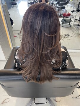 シャンプーボーイエイムス(SHAMPOO BOY aims) レイヤーカット