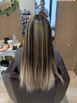 エル バイ ファースト(L by first) 【L by first】セクションカラーオンカラー