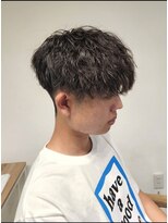 ニアウ 伊勢崎連取店(Niau)&nbsp;刈り上げショートマッシュ縦落ちツイストスパイラルパーマ