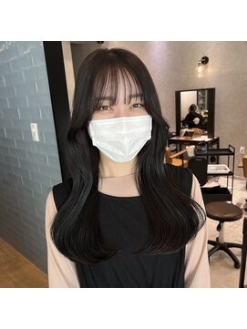 チャンネル(channel) 暗髪韓国くびれヘア