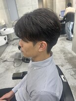 クロム トウキョウ ザ バーバーアルト 神保町店(CHROM TOKYO the Barber ALT)&nbsp;センターパート