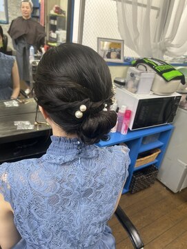ジュン 小岩 後ろお団子アップ