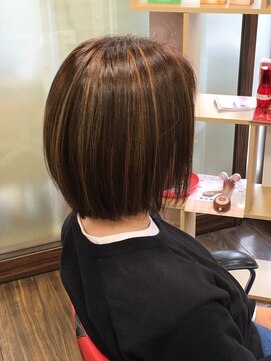 ピアチェーレ 佐倉 アッシュ系ハイライト