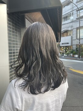 ネイヴィル(navile) 赤みゼロ◎オリーブグレージュ◎