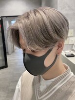 アンダーバーホワイト(_WHITE)&nbsp;ハイトーンセンターパート【シルバーベージュ】