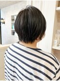 福山市美容室Caary人気 艶ナチュラルストレート丸みショート