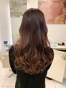ヘアーアンドメイク ブリリアント(hair&make BRILLIANT) ロングレイヤー　30代ヘア　40代ヘア　50代ヘア　白髪ぼかし