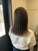 ラヴィン(LOVIN’)&nbsp;アッシュ/ミディアムストレートヘア