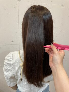 チェリッシュ(Cherish) 大人可愛い髪質改善縮毛矯正ロングストレートモカブラウン