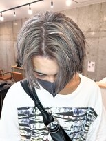 エルマーク 心斎橋(L-MARK)&nbsp;センターパートブリーチダブルカラーフェイスフレーミング