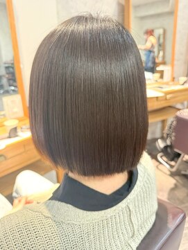 アフィナー(Afinar) 【横浜/横浜駅】艶感ボブ