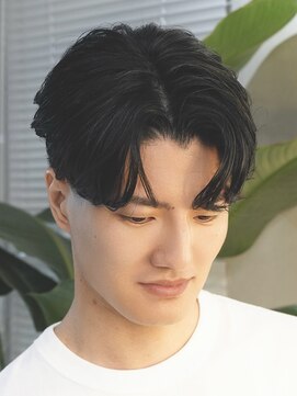 スキルメイト 天神(SKILL MATE) 大人センターパート/テーパーフェード