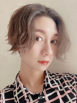 ベリテツー 京成大久保(verite2) 30代40代50代/前下がりショートボブ丸みショート/アースカラー