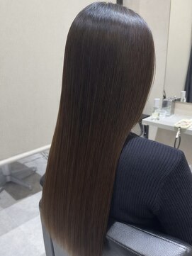 ドッグマニアピンチアオヤマ(DOGMANIA PiNCH AOYAMA) 髪質改善/縮毛矯正/表参道