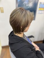 ベル美容室 北畝店&nbsp;白髪ぼかしグラデーションウルフ
