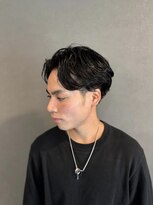ザ ブライト バーバー(The BRIGHT BARBER)&nbsp;センターパート/ツーブロック/ニュアンスパーマ/20代/30代/40代