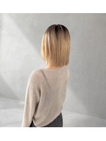 フランチェスカドットボブ(francesca.bob)&nbsp;レイヤーボブ×バレイヤージュ【渡辺俊弥】梅田