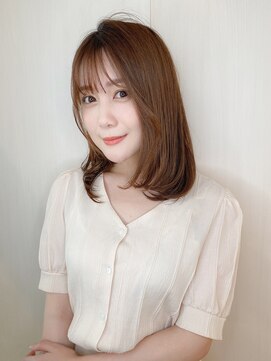 カリテス(XARITES) 20代30代40代インナーグレージュ大人かわいい小顔ミディ