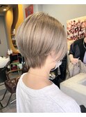 ホワイトベージュ