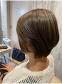 大人綺麗なショートボブ エイジングケア 白髪ぼかしハイライト
