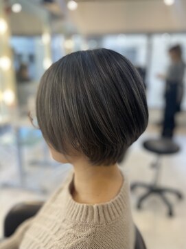 トモズヘアデザイン(Tomo's Hair Design) メタルグレーカラー