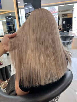 ラピス 渋谷本店(Lapis) ミルクティーカラー/ブリーチカラー/髪質改善/艶髪/ストレート