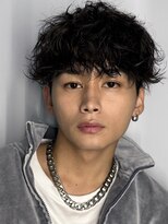 アイビーズ(IVYS)&nbsp;ツイストスパイラルシャドウパーマ無造作マッシュツーブロック