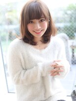 ヴィヴィ(VIVIE)&nbsp;小顔前髪マッシュココアベージュオリーブグレーレイヤーミディ