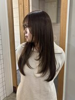 スート(suit.)&nbsp;透明感オリーブベージュ