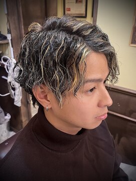 ヴァッシュ 中野店(VASH) ハイライトツイストスパイラル