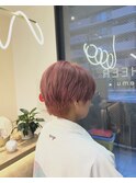 ピンクベージュ