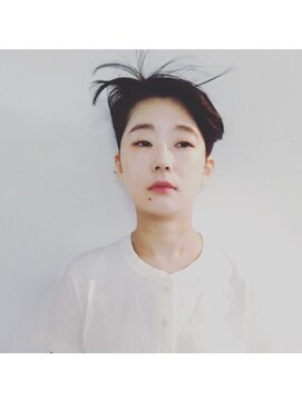 ブリスト(BRIST) ショート/アッシュブラック/メンズライク/パーマ@30代40代50代