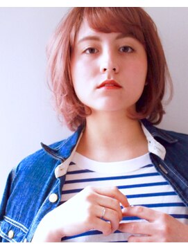 シアン(CYAN) ナチュラルボブ/新宿駅